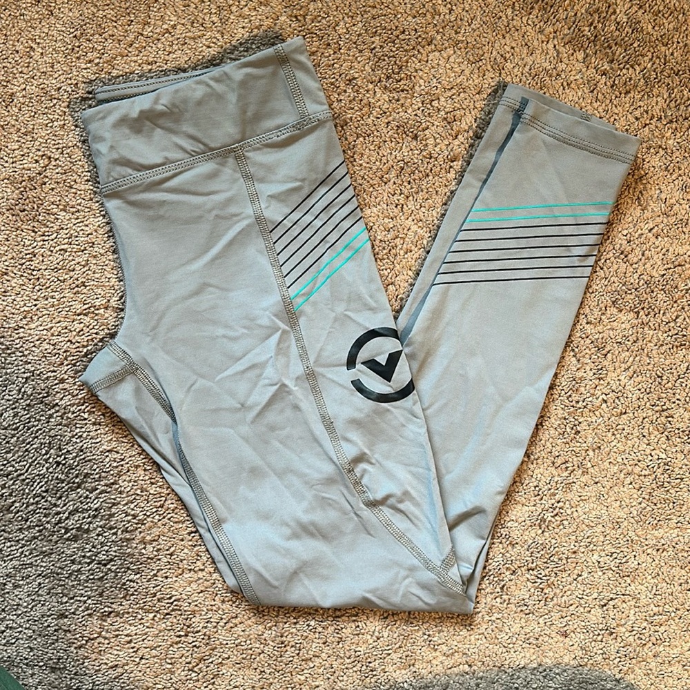 Virus Leggings - XS